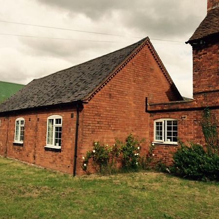 Illshaw Heath Farm Guest Lodge Hockley Heath Exterior foto
