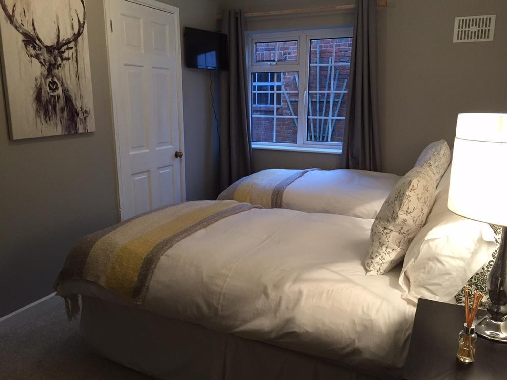 Illshaw Heath Farm Guest Lodge Hockley Heath Zimmer foto